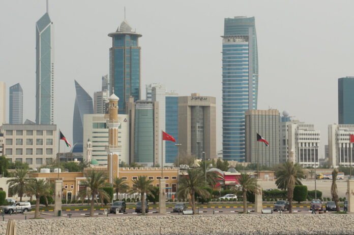 Navigating Health Insurance in Kuwait: A Guide for International Students and Families Kuwait
